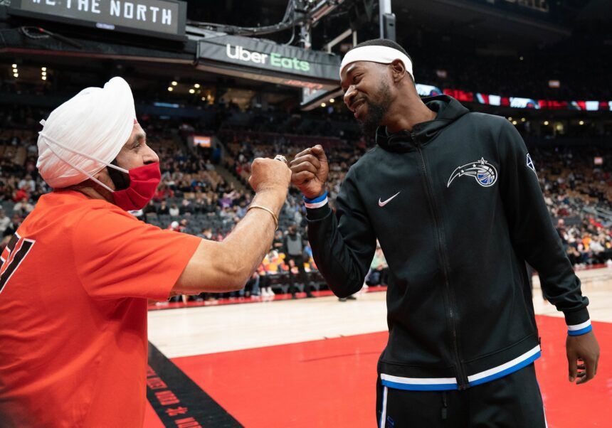 Nav Bhatia, Terrence Ross